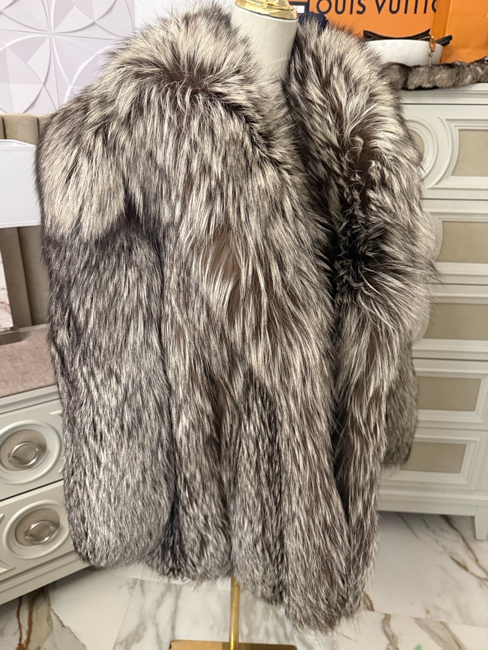 Saga silver fox fur coat large